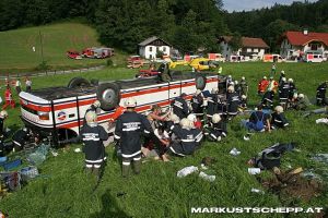 BusUnfall30.JPG